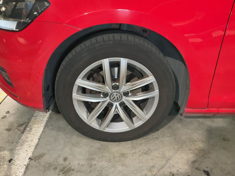 Volkswagen Golf VII 1.6 TDI Business BlueMotion Tech 2017 – снимка на щета 3