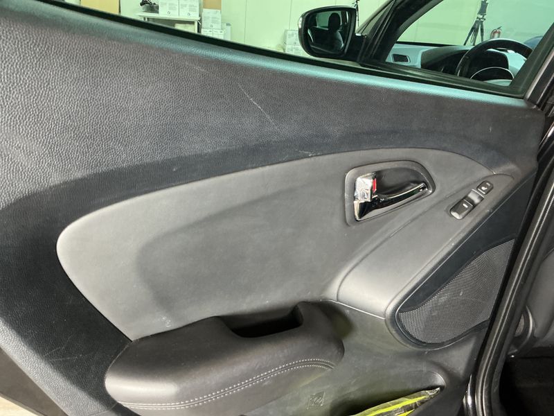 Hyundai ix35 1.7 CRDi Life 2WD 2011 – снимка 32