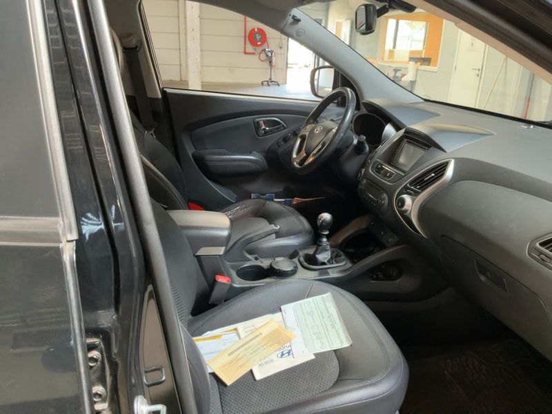 Hyundai ix35 1.7 CRDi Life 2WD 2011 – снимка 16