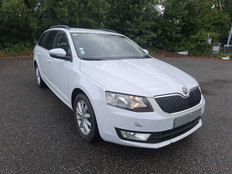 Skoda Octavia 1.6 TDI Business Plus 2014 – снимка 6