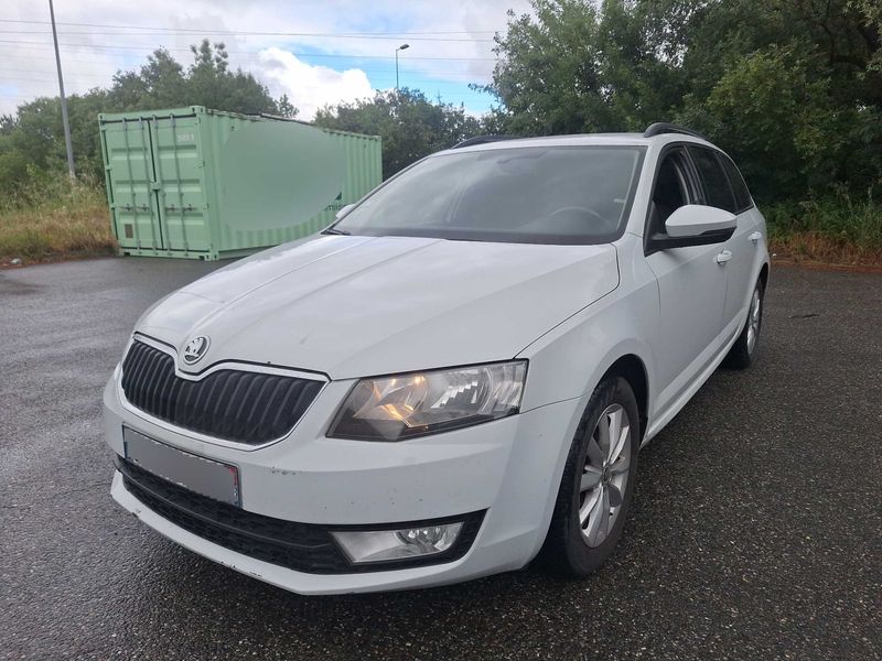 Skoda Octavia 1.6 TDI Business Plus 2014 – снимка 1