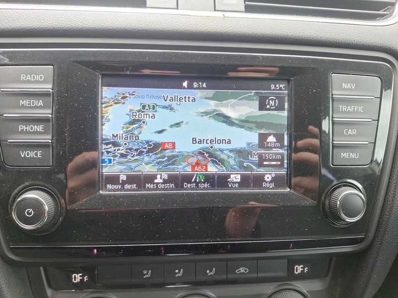 Skoda Octavia 1.6 TDI Business Plus 2014 – снимка 13
