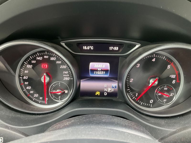 Mercedes-Benz CLA-Klasse CLA 180 d Inspiration 2017 – снимка 18