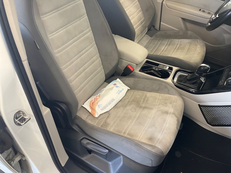 Volkswagen Touran 2.0 TDI Highline BlueMotion Tech 2016 – снимка 35