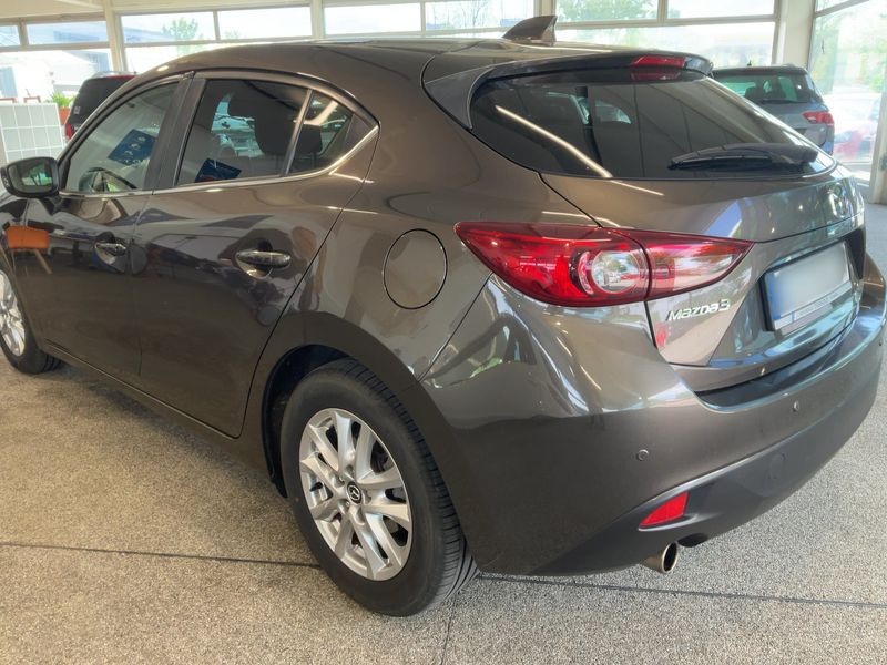 Mazda 3 2.0 Center-Line 2015 – снимка 6