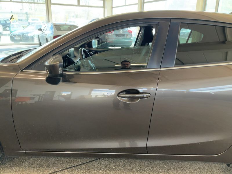 Mazda 3 2.0 Center-Line 2015 – снимка 4