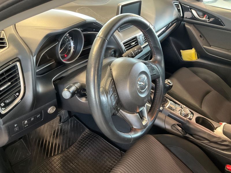 Mazda 3 2.0 Center-Line 2015 – снимка 22