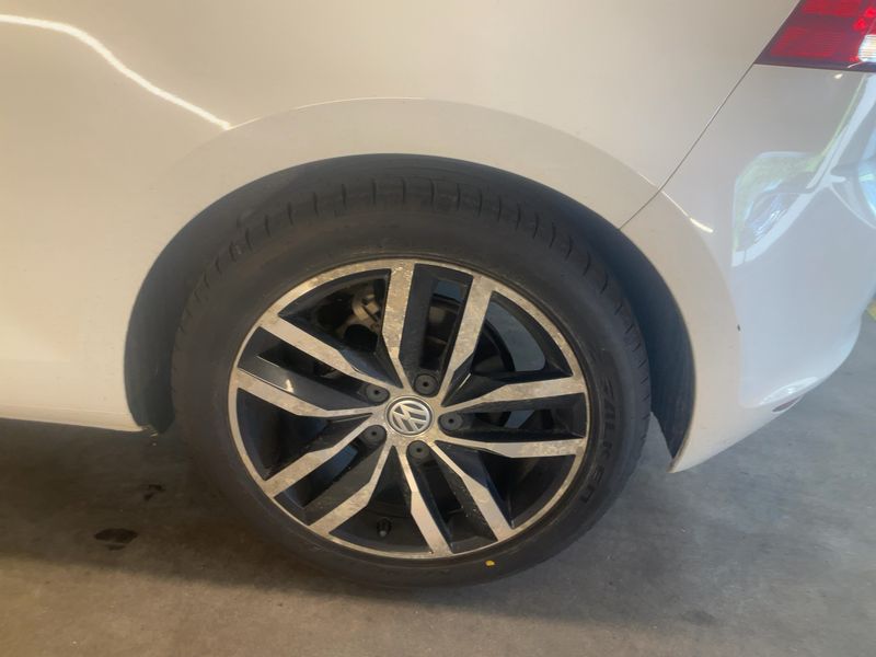 Volkswagen Golf VII 1.6 TDI Lounge BlueMotion Tech 2015 – снимка 5