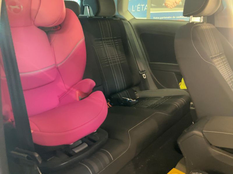 Volkswagen Golf VII 1.6 TDI Lounge BlueMotion Tech 2015 – снимка 19