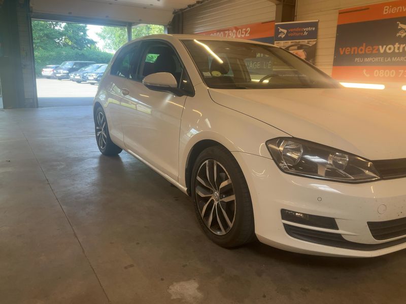 Volkswagen Golf VII 1.6 TDI Lounge BlueMotion Tech 2015 – снимка 12