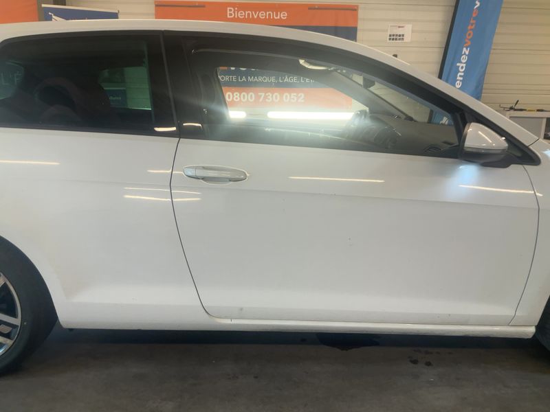 Volkswagen Golf VII 1.6 TDI Lounge BlueMotion Tech 2015 – снимка 10