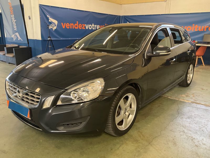 Volvo V60 2.0 D4 Momentum 2011 – снимка 1