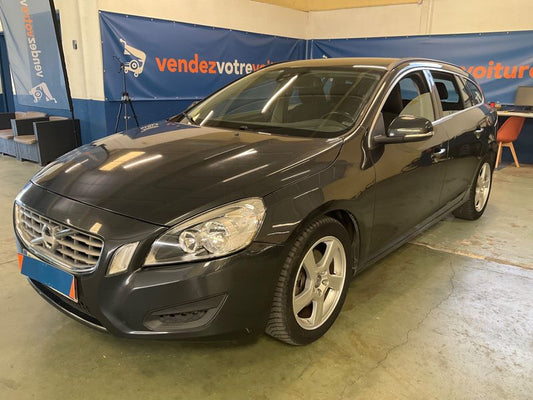 Volvo V60 2.0 D4 Momentum 2011 – снимка 1