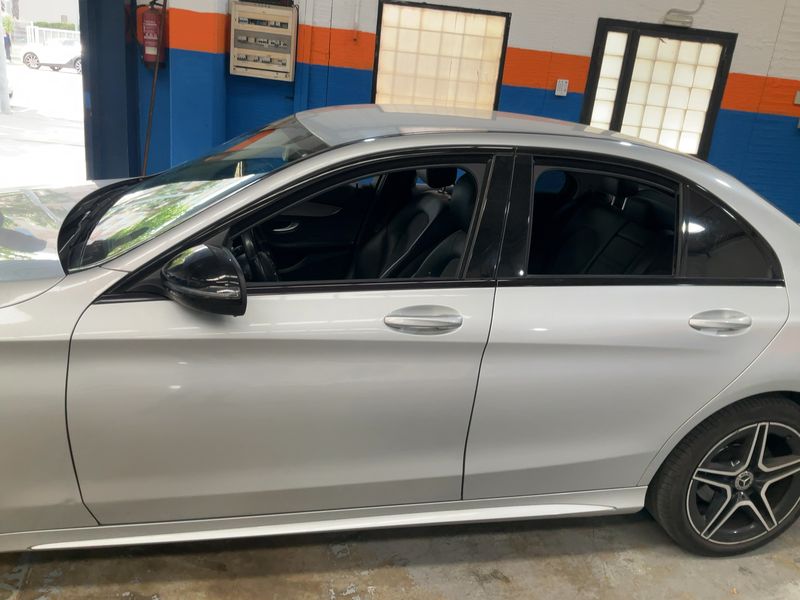 Mercedes-Benz C-Klasse C 200 d AMG Line 2019 – снимка 4
