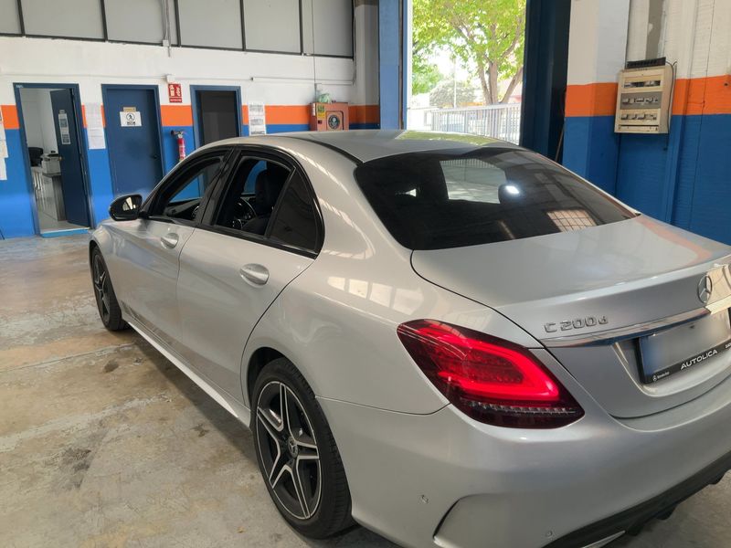 Mercedes-Benz C-Klasse C 200 d AMG Line 2019 – снимка 6