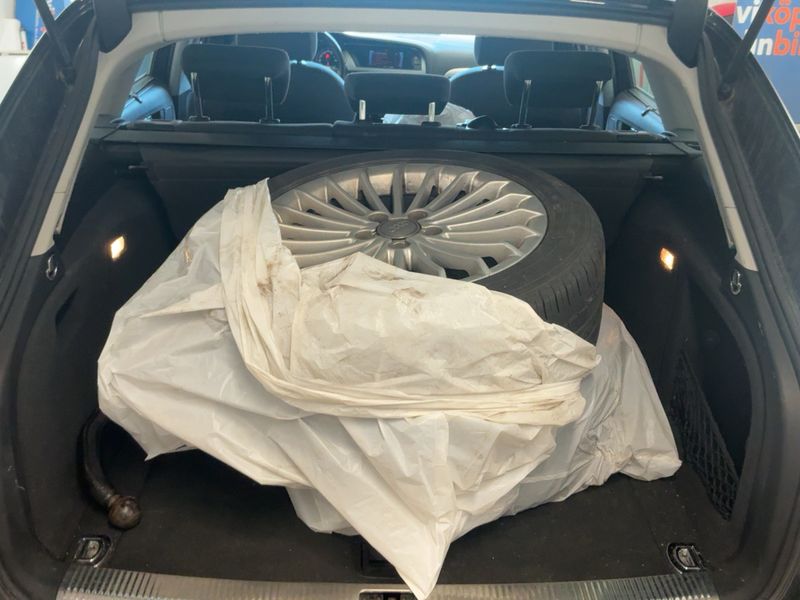 Audi A4 2.0 TDI 2012 – снимка 10