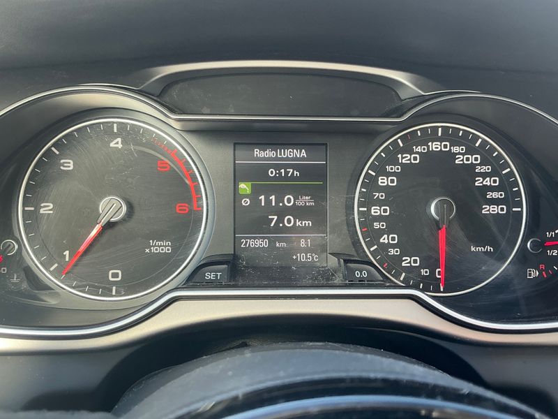 Audi A4 2.0 TDI 2012 – снимка 13