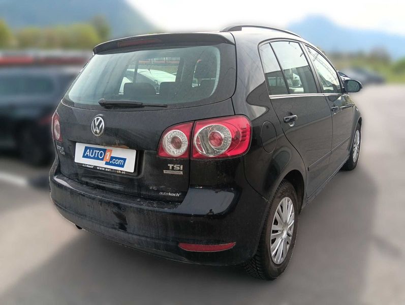 Volkswagen Golf VI Plus 1.2 TSI Trendline BlueMotion Tech 2010 – снимка 17