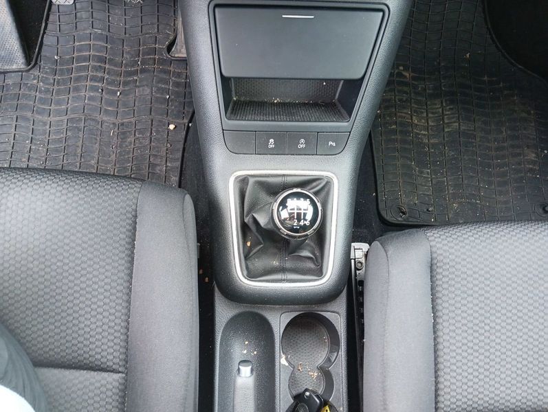 Volkswagen Golf VI Plus 1.2 TSI Trendline BlueMotion Tech 2010 – снимка 29