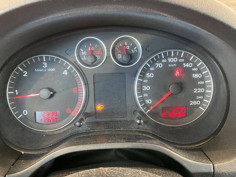 Audi A3 Sportback 2.0 TDI Ambiente 2004 – снимка 4