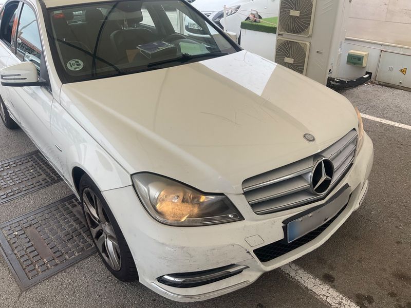 Mercedes-Benz C-Klasse C 200 CDI BlueEfficiency Avantgarde 2012 – снимка 8