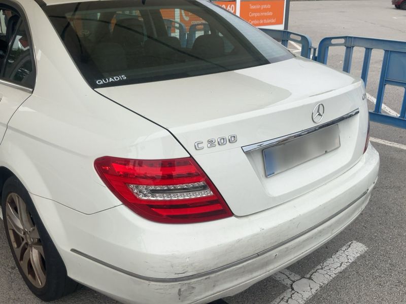 Mercedes-Benz C-Klasse C 200 CDI BlueEfficiency Avantgarde 2012 – снимка 3