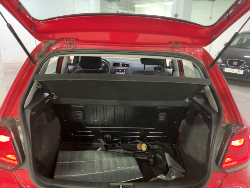 Volkswagen Polo 1.6 TDI Advance 2011 – снимка 15