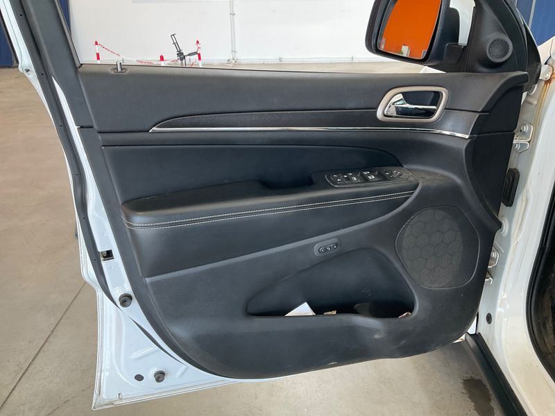 Jeep Grand Cherokee 3.0 CRD Limited 2016 – снимка 33