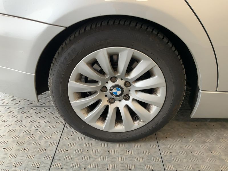 BMW 3er 318d 2012 – снимка 18