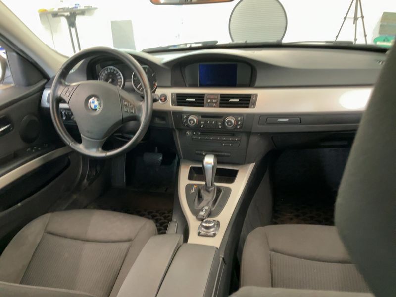 BMW 3er 318d 2012 – снимка 12