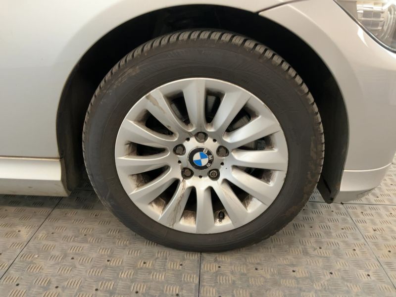 BMW 3er 318d 2012 – снимка 19