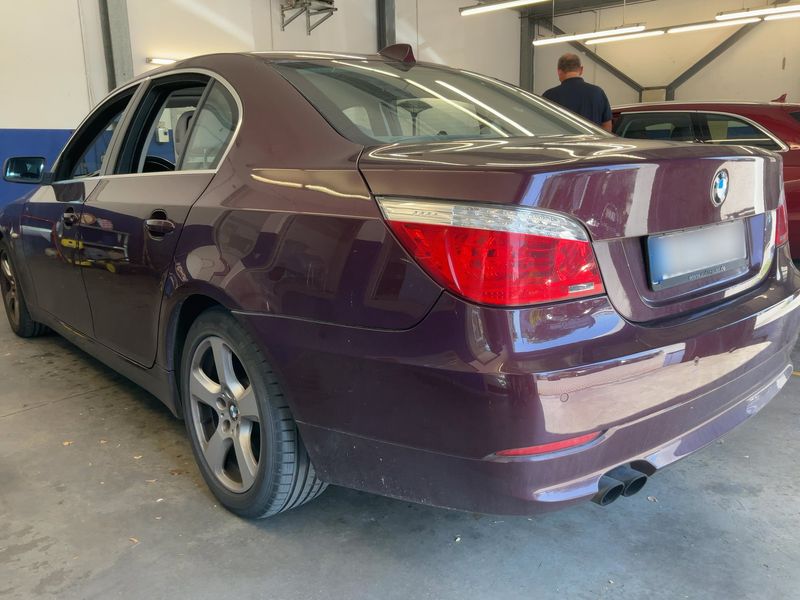BMW 5er 525i xDrive 2008 – снимка 6