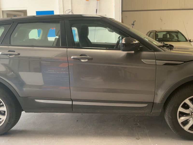 Land Rover Evoque 2.0 ed4 SE Dynamic 2016 – снимка 10