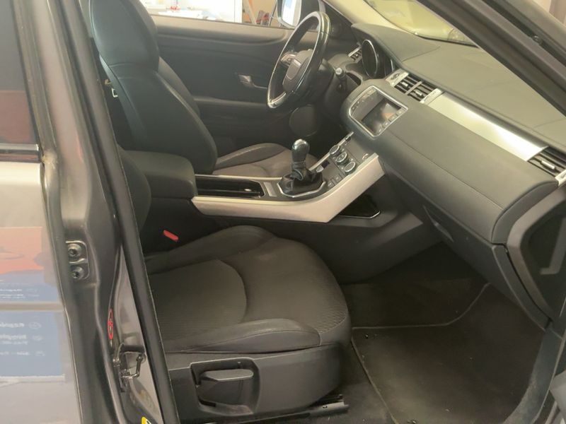 Land Rover Evoque 2.0 ed4 SE Dynamic 2016 – снимка 16