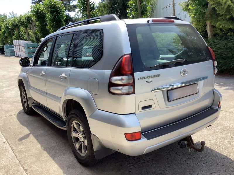 Toyota Land Cruiser 3.0 D-4D 2009 – снимка 6