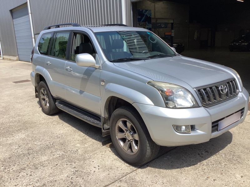 Toyota Land Cruiser 3.0 D-4D 2009 – снимка 12