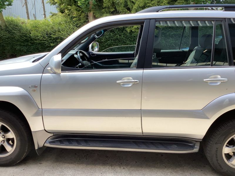 Toyota Land Cruiser 3.0 D-4D 2009 – снимка 4