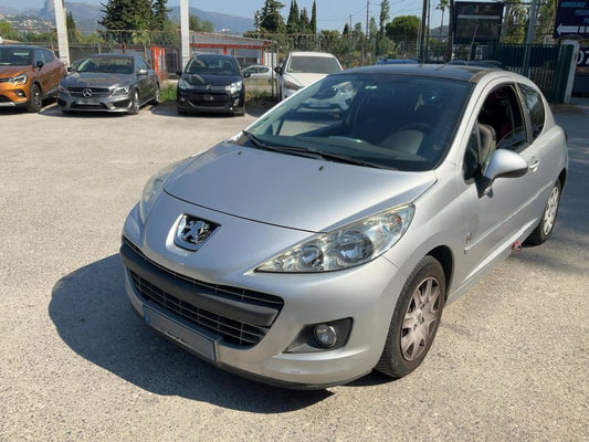 Peugeot 207 1.6 HDi Serie 64 2011 – снимка 1