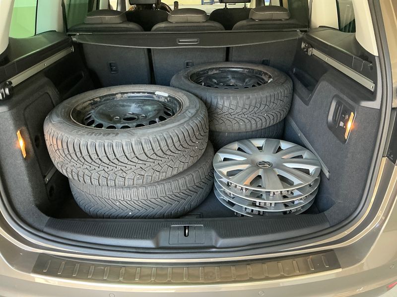 Volkswagen Sharan 2.0 TDI Cup BlueMotion Tech 2014 – снимка 15