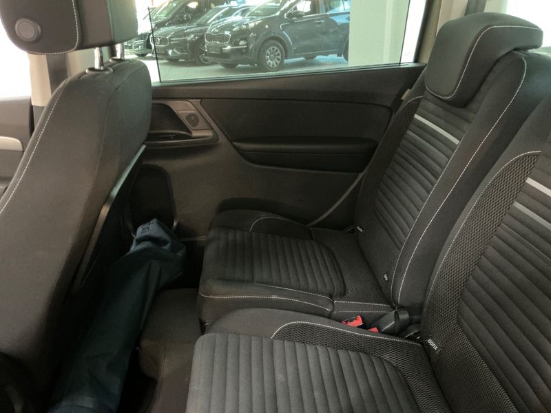 Volkswagen Sharan 2.0 TDI Cup BlueMotion Tech 2014 – снимка 28