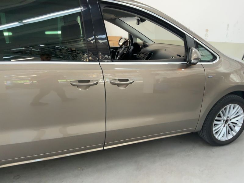 Volkswagen Sharan 2.0 TDI Cup BlueMotion Tech 2014 – снимка 10