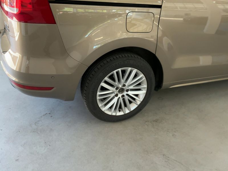 Volkswagen Sharan 2.0 TDI Cup BlueMotion Tech 2014 – снимка 9
