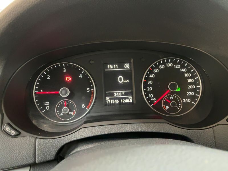 Volkswagen Sharan 2.0 TDI Cup BlueMotion Tech 2014 – снимка 19