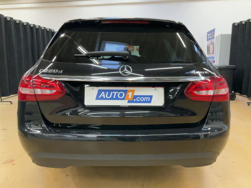 Mercedes-Benz C-Klasse C 220 d T 4Matic 2019 – снимка 7