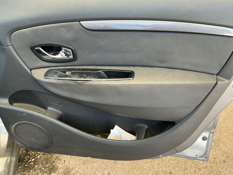 Renault Grand Scenic 1.5 dCi Energy Limited 2015 – снимка 26
