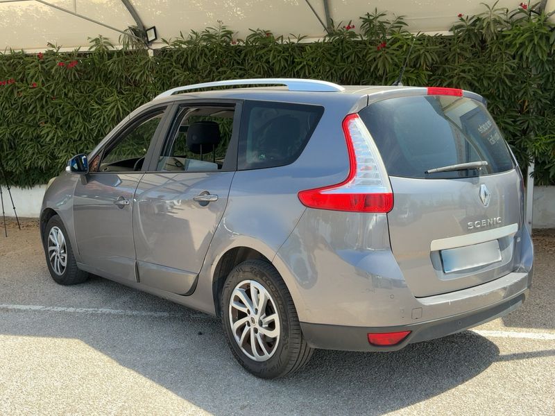 Renault Grand Scenic 1.5 dCi Energy Limited 2015 – снимка 6