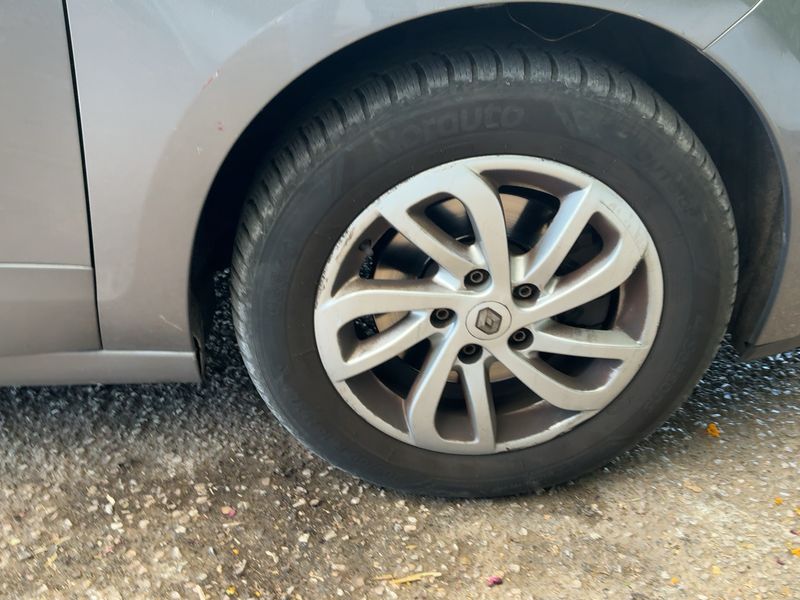 Renault Grand Scenic 1.5 dCi Energy Limited 2015 – снимка 11