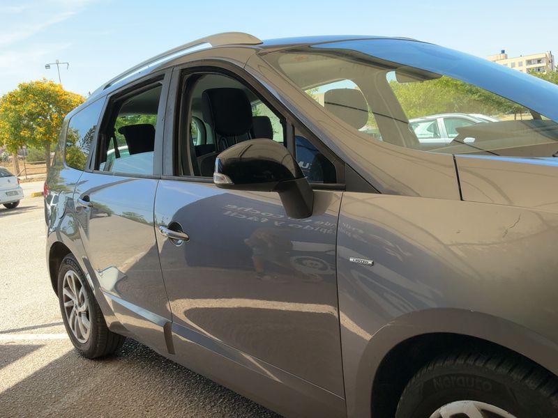 Renault Grand Scenic 1.5 dCi Energy Limited 2015 – снимка 12