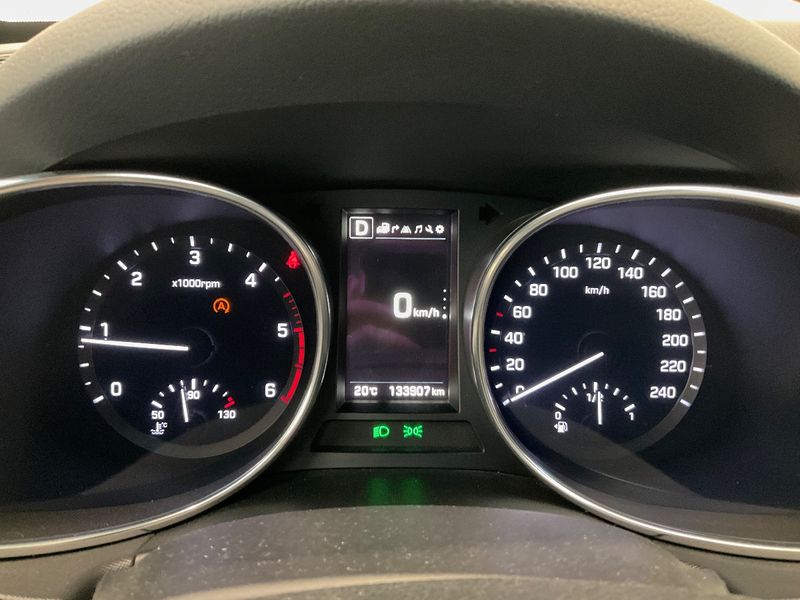 Hyundai Santa Fe 2.2 CRDi Style 4WD 2016 – снимка 18