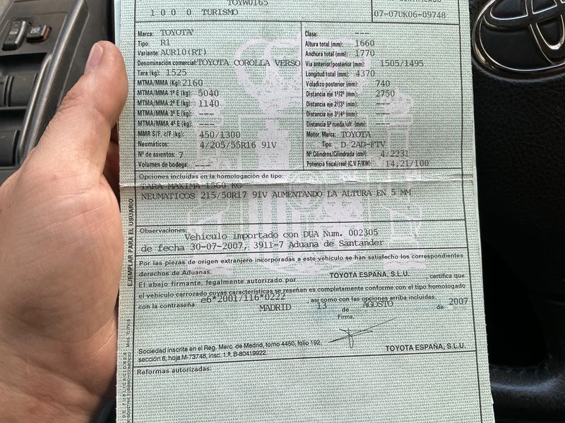 Toyota Corolla Verso 2.2 D-4D Luna 2007 – снимка 6